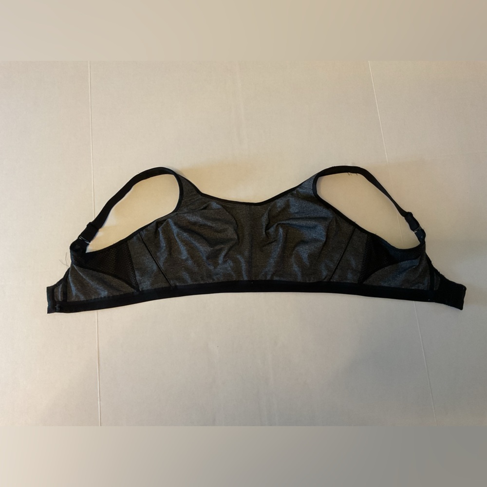 Black Wacoal Underwire Sports Bra